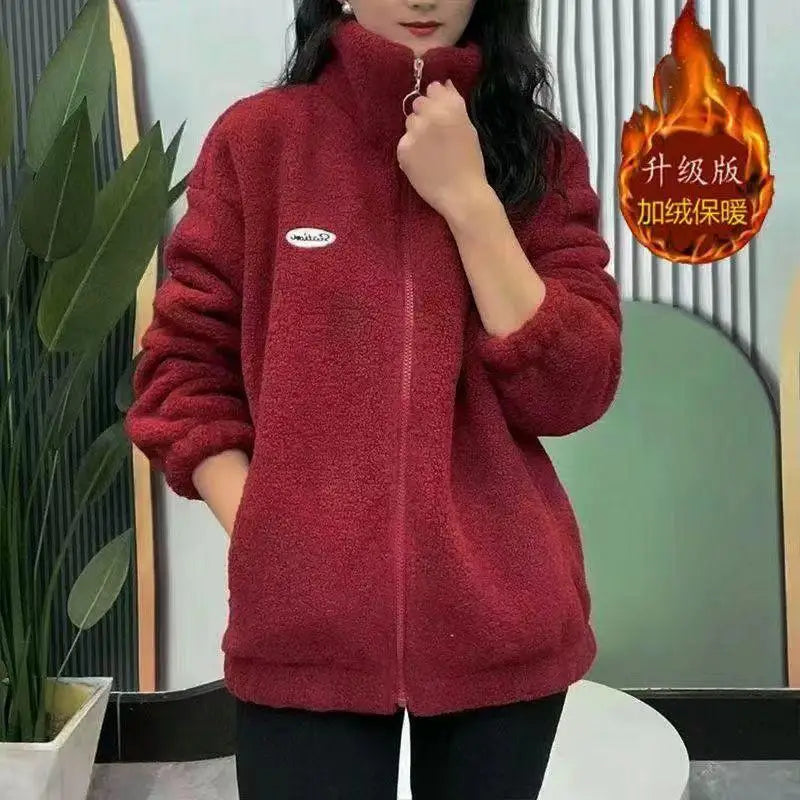 Jachetă nouă pentru femei